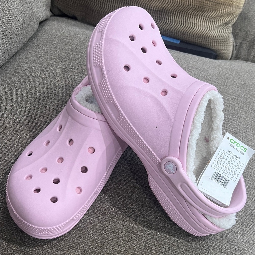 CROCS Kids Light Pink Cozy Slippers